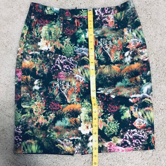 Mario Serrani Paradisical Garden Print Italian Pencil Skirt - Picture 14 of 15